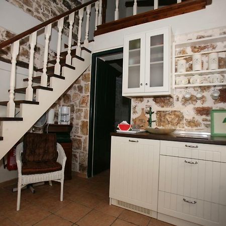 Christina'S Stone Cottage カシオピ エクステリア 写真