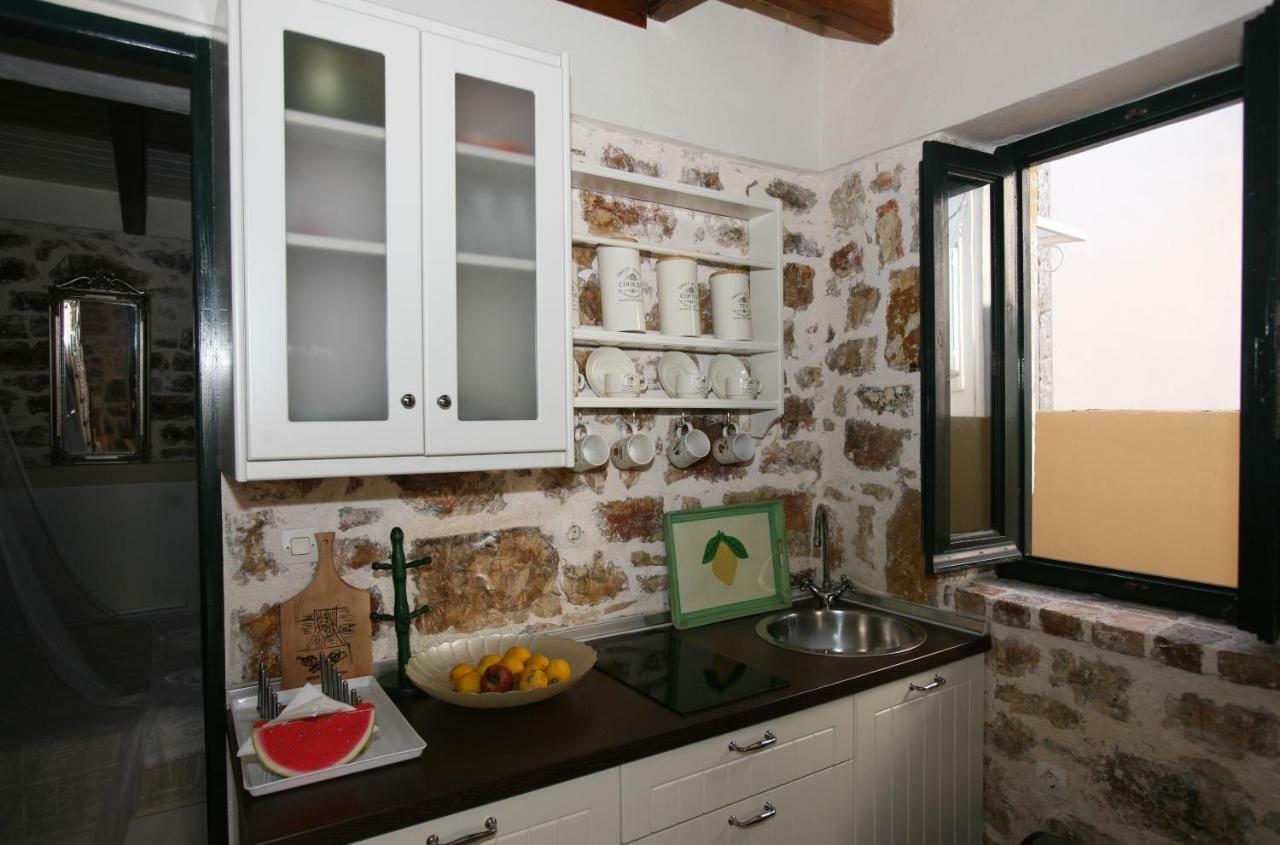 Christina'S Stone Cottage カシオピ エクステリア 写真